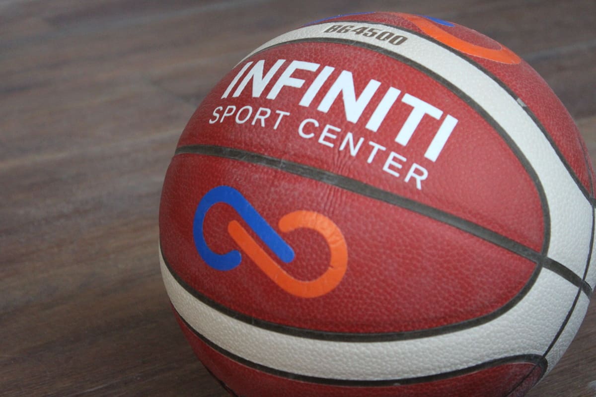 Infiniti Sport Center
